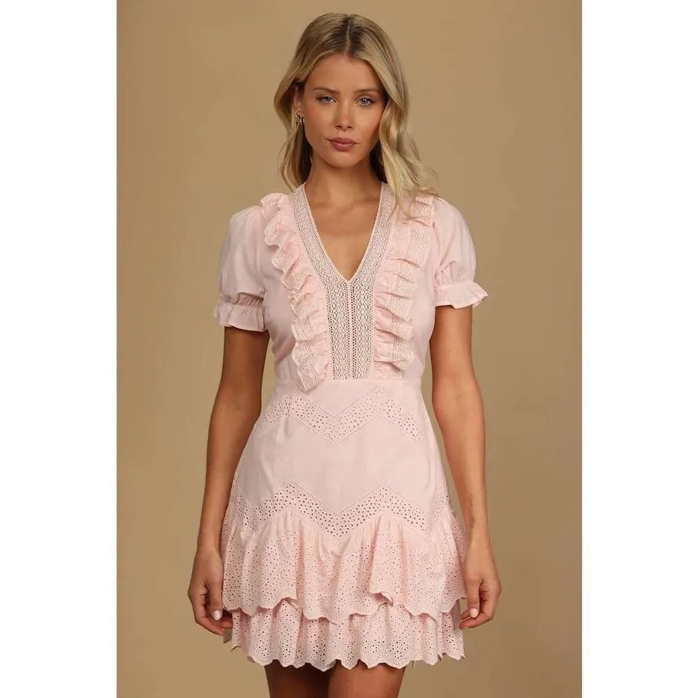 Lulu’s Simply a Sweetheart Ruffled Lace Dress
